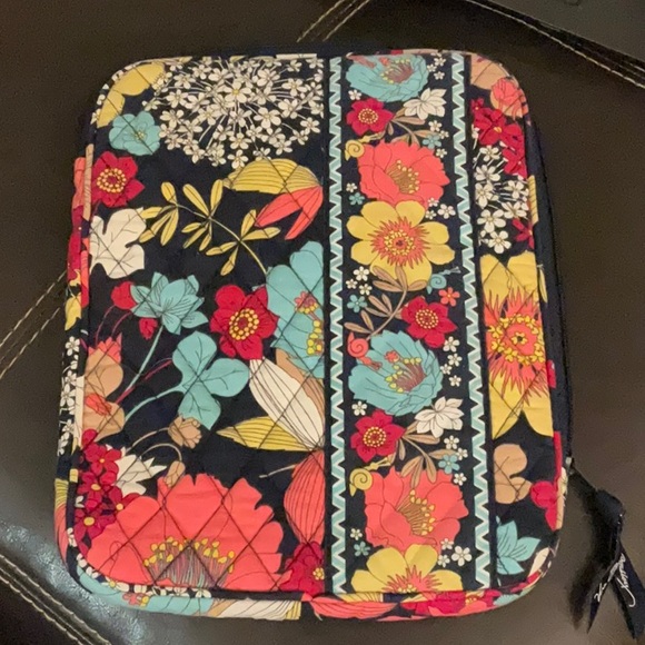 Vera Bradley Accessories - Vera Bradley Tablet Cover Case Happy Snails